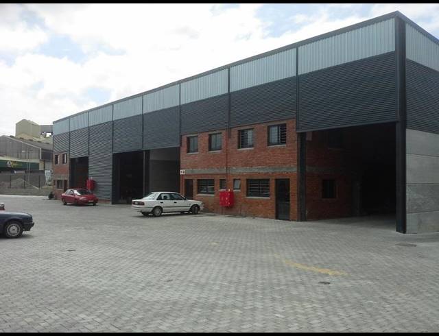 277M² WAREHOUSE TO LET IN NDABENI